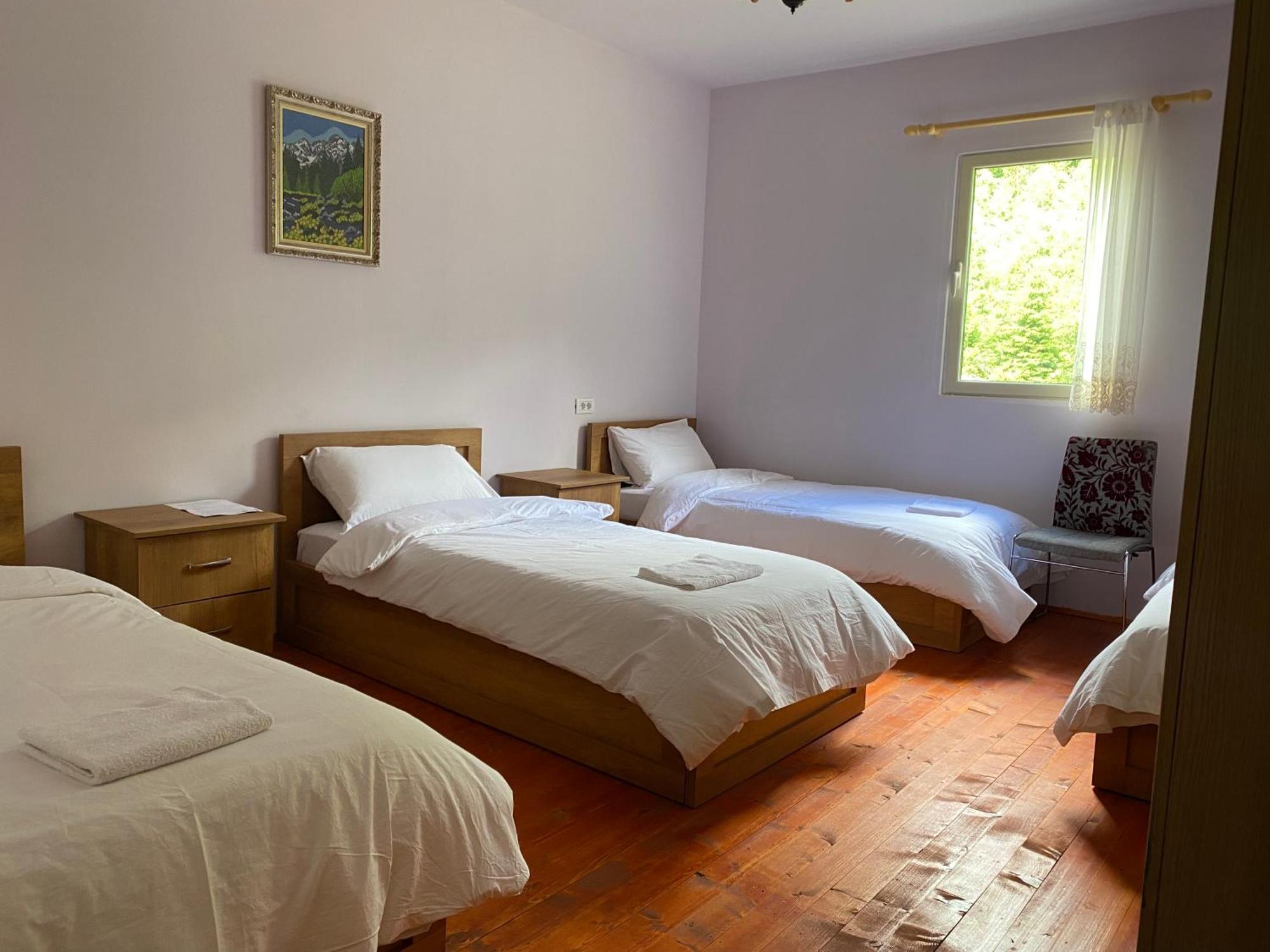 Vita Guesthouse Bajram Curri Extérieur photo