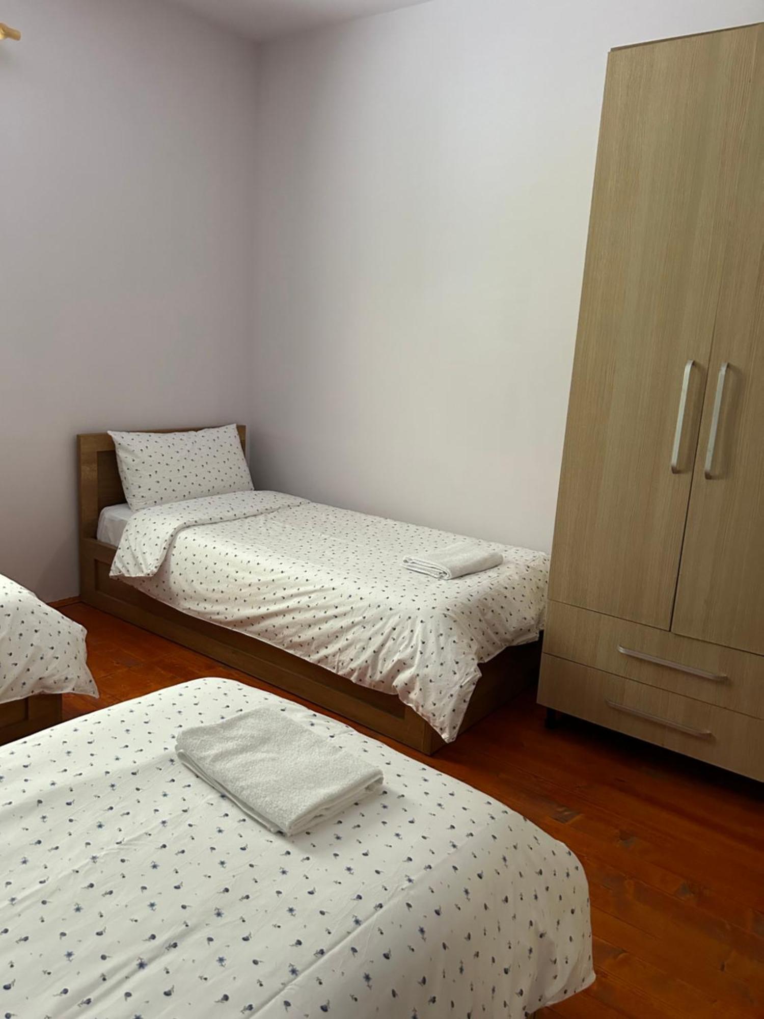 Vita Guesthouse Bajram Curri Extérieur photo